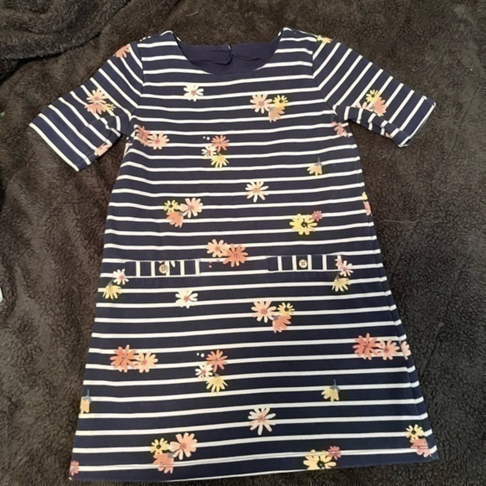 Girls Navy Blue Gymboree Dress, size 7, floral. 

Super cute, gently worn, girls